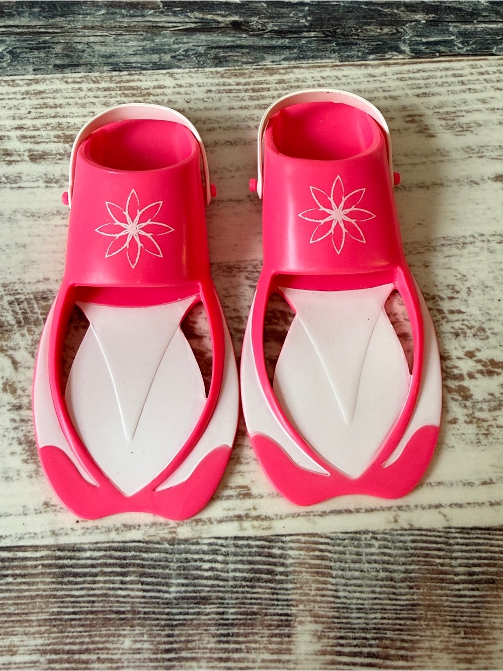 American Girl of the Year Doll LEA Beach Accessories - 18” Doll SHOES Fins Only